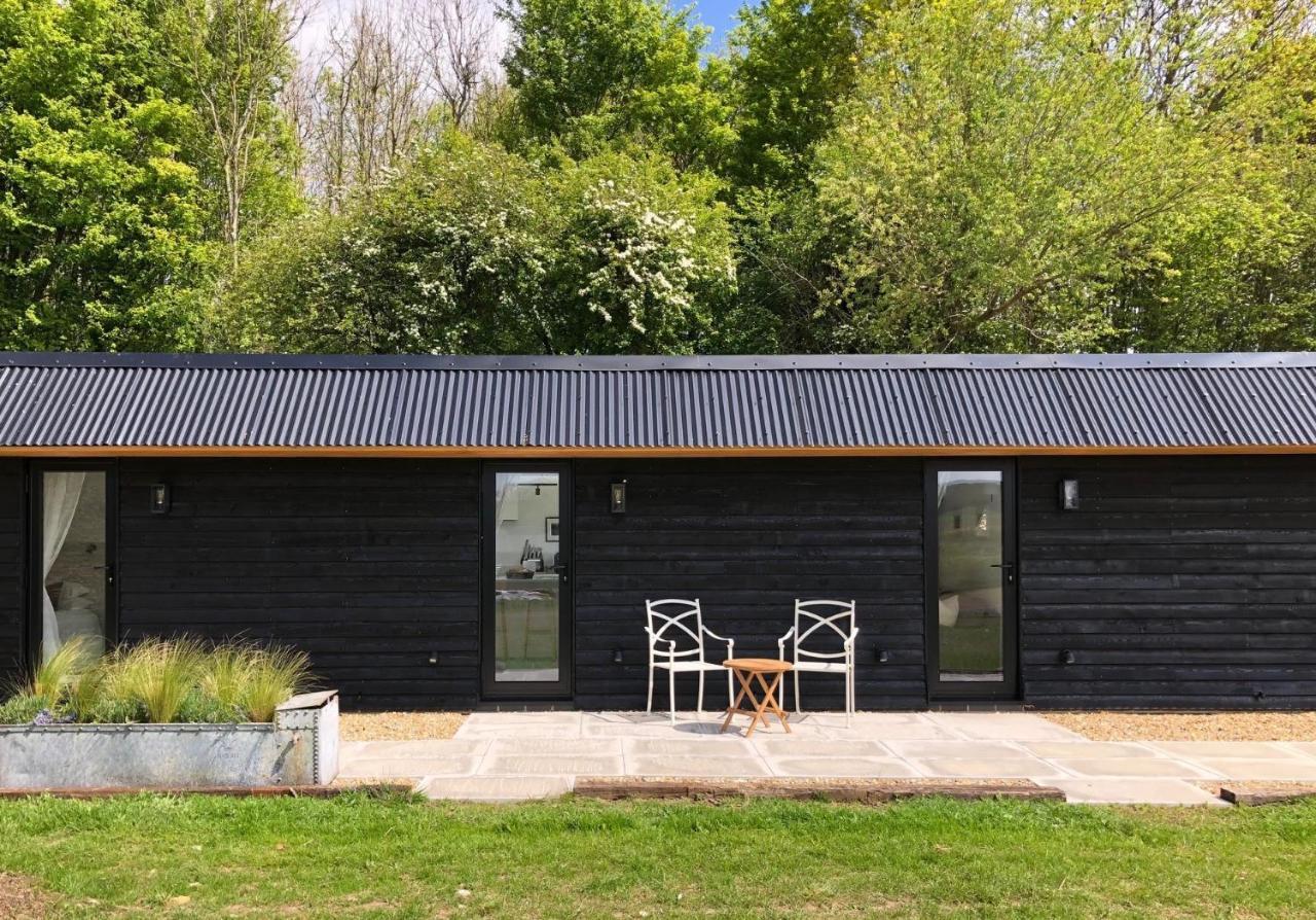 The Hopper Huts Casa de hóspedes Faversham Exterior foto