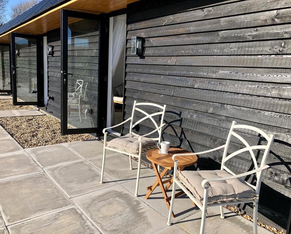 The Hopper Huts Casa de hóspedes Faversham Exterior foto